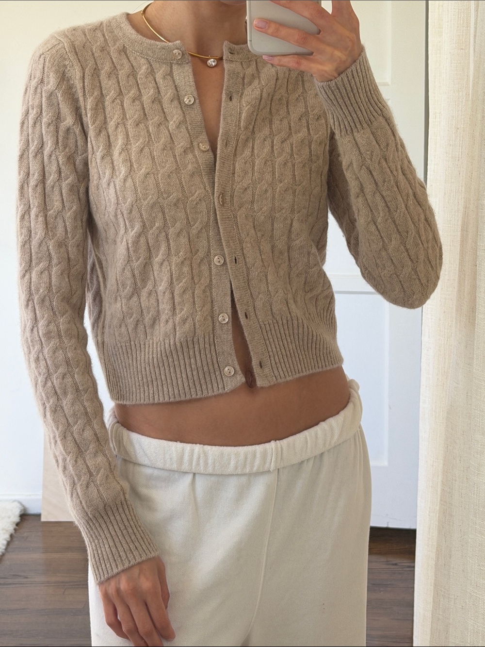 Joe's Jeans 100% Cashemere Cardi - Wore once 🤍